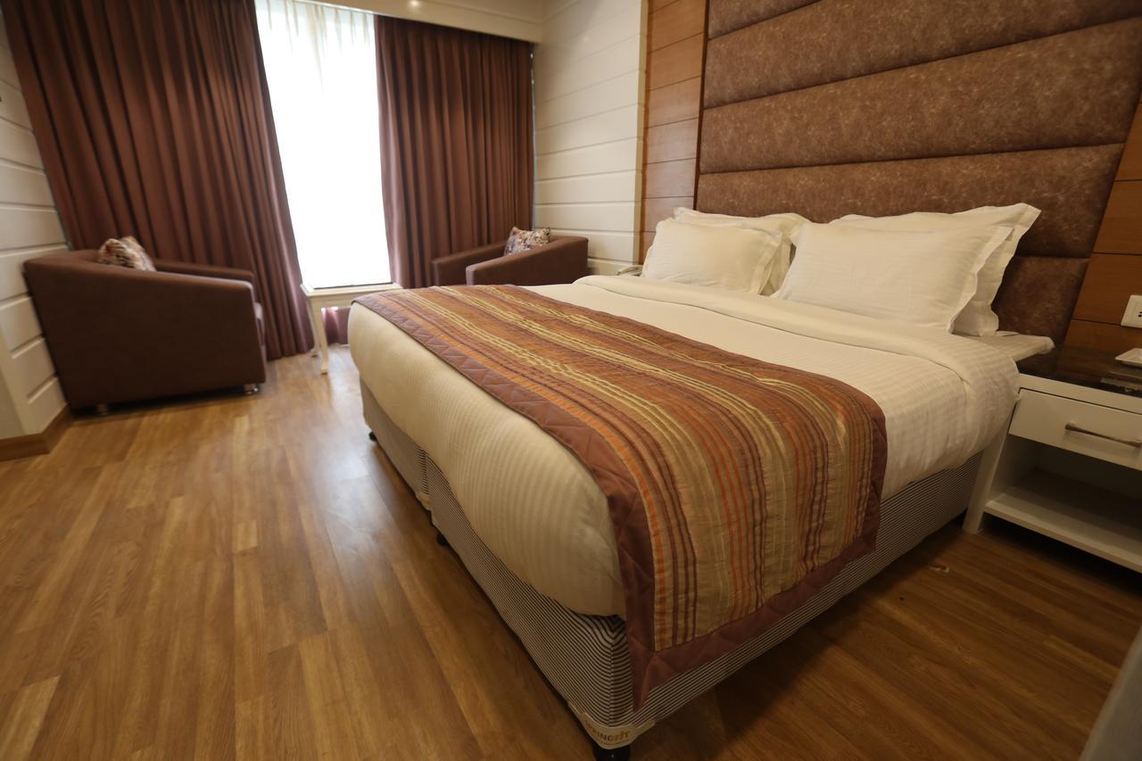 Milestone Inn & Spa Mussoorie Exterior foto